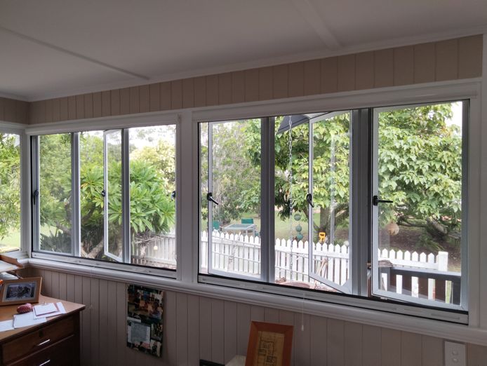 retractable-screens-manufacture-supply-and-install-2