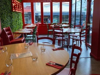established-italian-pizzeria-family-owned-for-20-years-6
