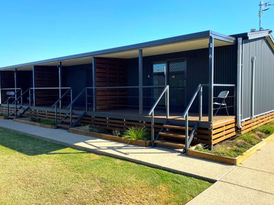freehold-nsw-griffith-region-accommodation-business-for-sale-1p0363-7
