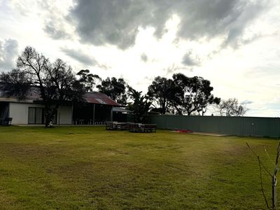 freehold-blighty-hotel-nsw-1p0436-7
