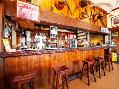 freehold-passive-investment-tatong-tavern-vic-1p0468-4