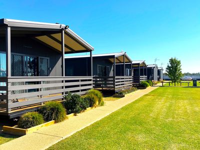 freehold-nsw-griffith-region-accommodation-business-for-sale-1p0363-4