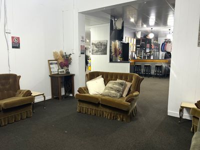 freehold-blighty-hotel-nsw-1p0436-4