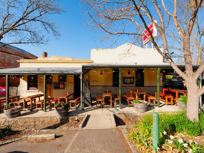leasehold-star-hotel-yackandandah-vic-1p0500-0