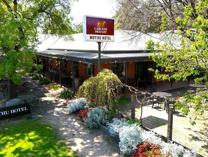 leasehold-moyhu-hotel-vic-1p0514-0
