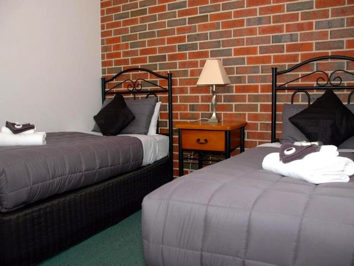 poachers-paradise-motel-rutherglen-vic-1p0523-2