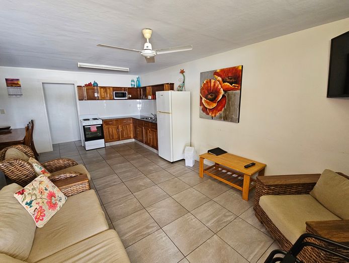 management-rights-sky-view-units-bowen-qld-1p0398-6