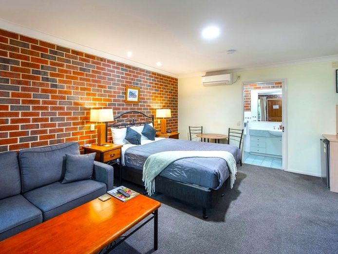 poachers-paradise-motel-rutherglen-vic-1p0523-0