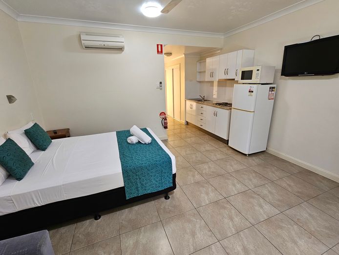 management-rights-sky-view-units-bowen-qld-1p0398-1