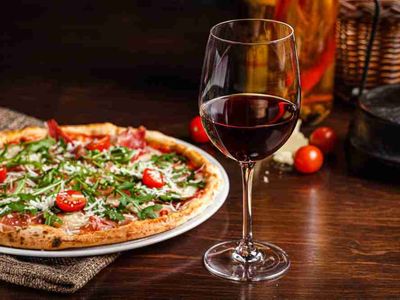 renowned-fully-licensed-restaurant-amp-function-venue-melton-1