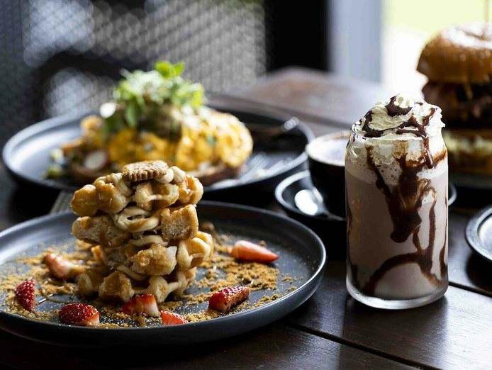 iconic-profitable-fully-staffed-caf-233-amp-restaurant-melton-0
