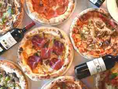 award-winning-wood-fired-pizzeria-0