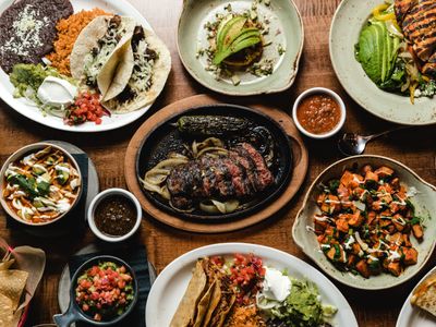 iconic-restaurant-in-melbourne-cbd-prime-location-strong-profitability-2