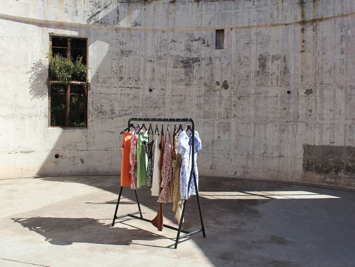 designer-dress-rental-business-3