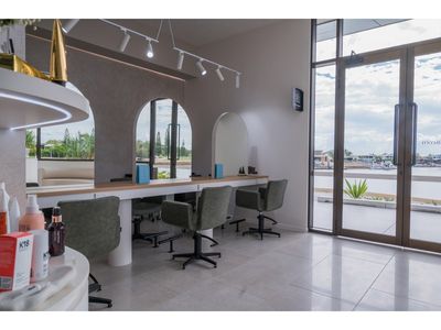 turnkey-waterfront-salon-beauty-fit-out-newport-marketplace-4