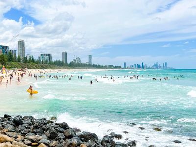 prime-business-opportunity-in-burleigh-heads-2