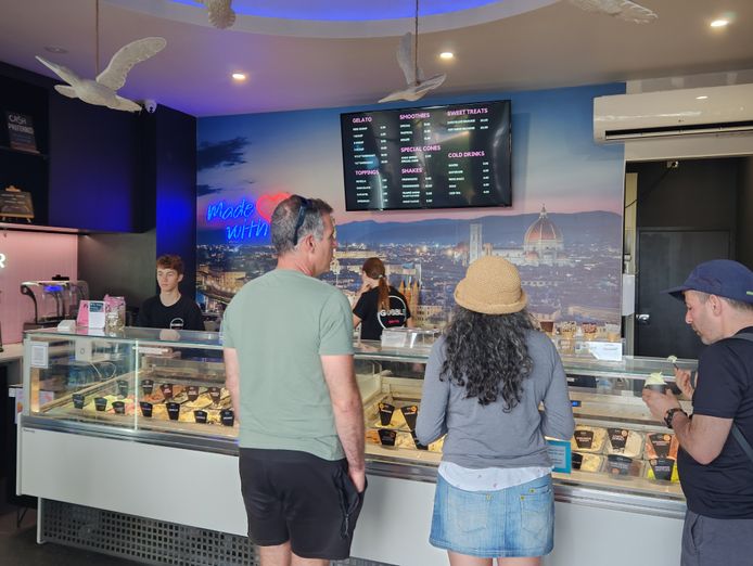 gelato-shop-by-the-bay-7