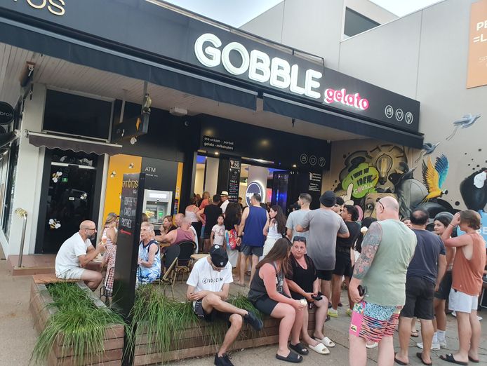 gelato-shop-by-the-bay-0