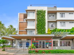 BEACHFRONT CAR HIRE BUSINESS FOR SALE | Williams Esplanade, Palm Cove