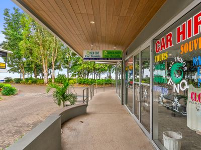 car-hire-business-for-sale-beachfront-palm-cove-1