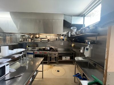 free-two-established-restaurants-for-sale-prime-coffs-harbour-jetty-strip-3