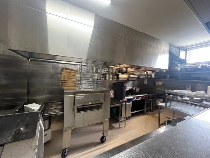 free-two-established-restaurants-for-sale-prime-coffs-harbour-jetty-strip-0