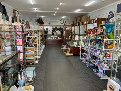 jewellery-gitftware-store-for-sale-1