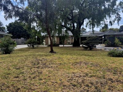 lawn-mowing-gardening-business-for-sale-all-equipment-trailer-included-3