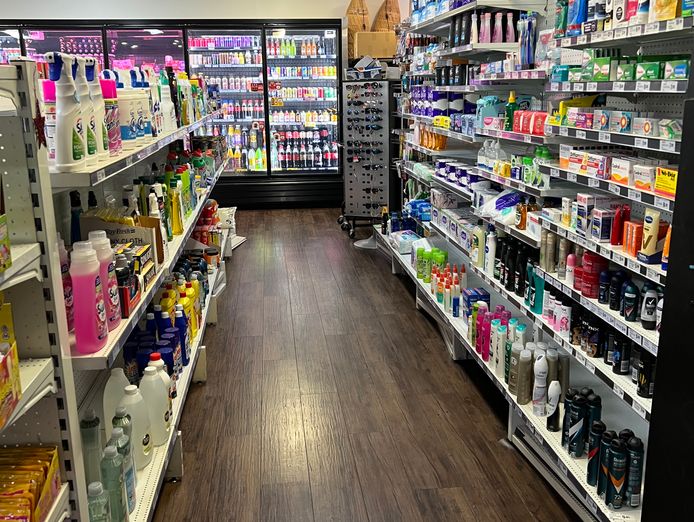 food-and-convenience-store-in-meridan-plains-4