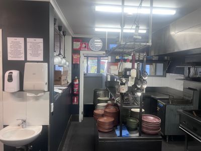 beachside-restaurant-bar-opportunity-tourist-hotspot-north-of-coffs-harbour-3