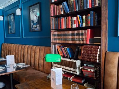 thriving-italian-pizza-restaurant-for-sale-2