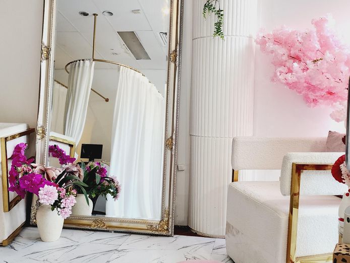 ready-to-operate-beauty-lounge-business-for-sale-chatswood-nsw-2