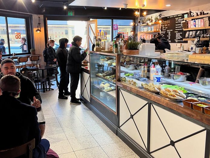 unique-cafe-for-sale-surry-hills-hotspot-2