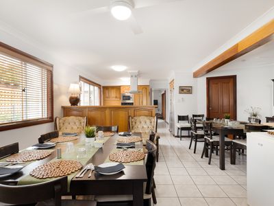 well-established-freehold-bed-and-breakfast-for-sale-redcliffe-peninsular-6
