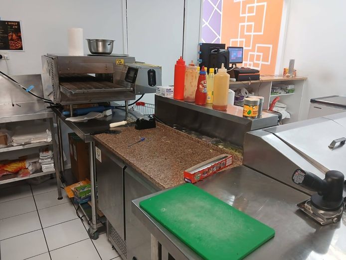 kebab-shop-for-sale-5