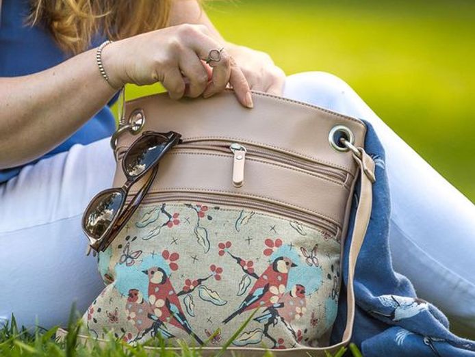 online-handbag-business-for-sale-6