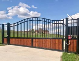 GATE & FENCE BUSINESS - Operational Management in place - 2.5m turnover 75%GP