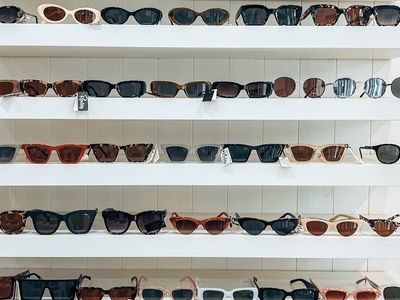 established-profitable-womens-fashion-boutique-3