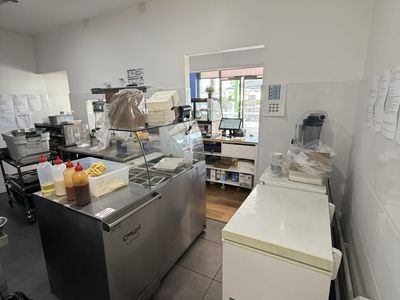 prime-cafe-restaurant-opportunity-midvale-central-shopping-centre-sponsorship-3