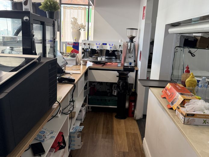 prime-cafe-restaurant-opportunity-midvale-central-shopping-centre-sponsorship-4
