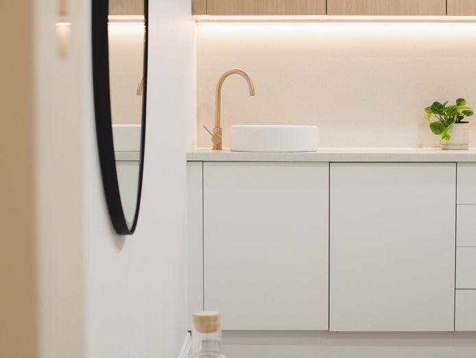 boutique-beauty-or-cosmetic-clinic-fitout-0