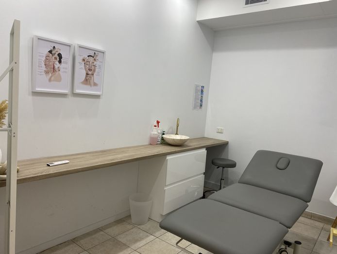 established-sports-remedial-massage-therapy-allied-health-clinic-3