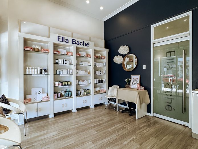 award-winning-ella-bache-franchise-salon-for-sale-coolangatta-queensland-2