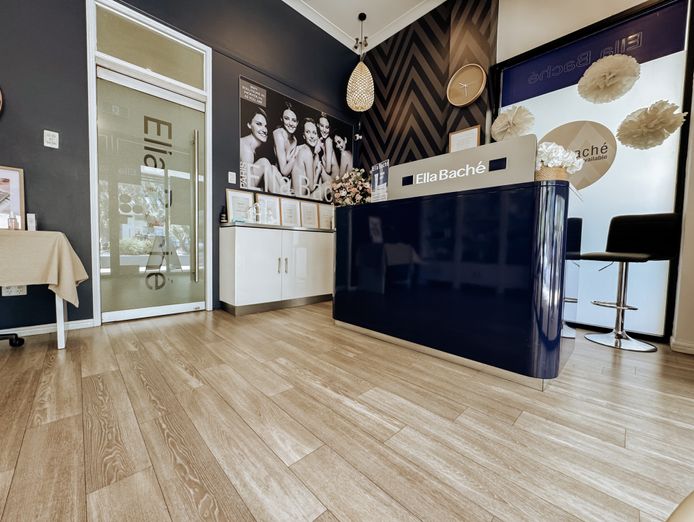 award-winning-ella-bache-franchise-salon-for-sale-coolangatta-queensland-0