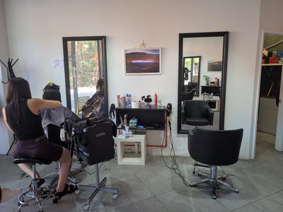hair-salon-for-sale-4