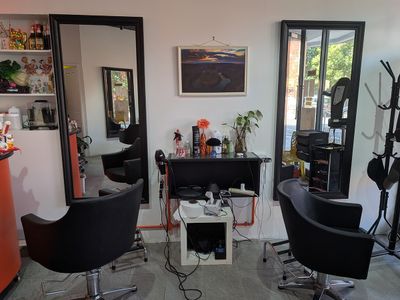 hair-salon-for-sale-3