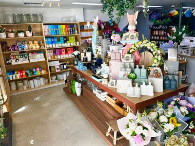 florist-location-location-next-door-to-cemetery-1