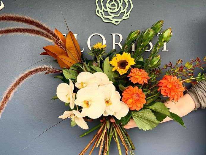 florist-location-location-next-door-to-cemetery-8