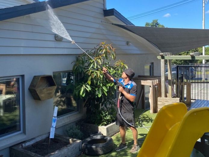 wash-rite-pressure-washing-softwash-2