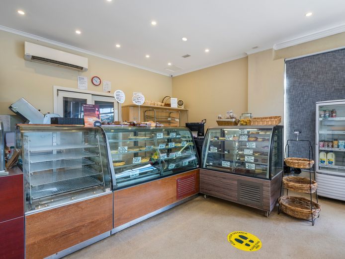 traditional-bakery-for-sale-in-macedon-village-1